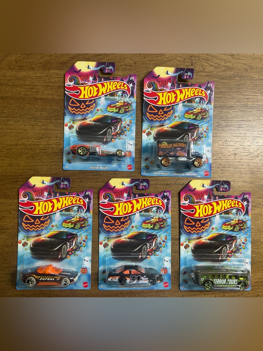 Halloween Hot Wheels Cars - includes 5 cars! 🎃 🔥 🛞